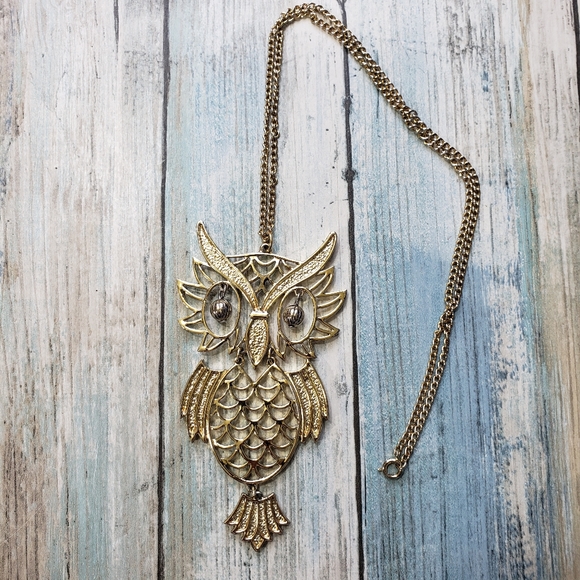 Jewelry - Vintage Owl Articulated Necklace.